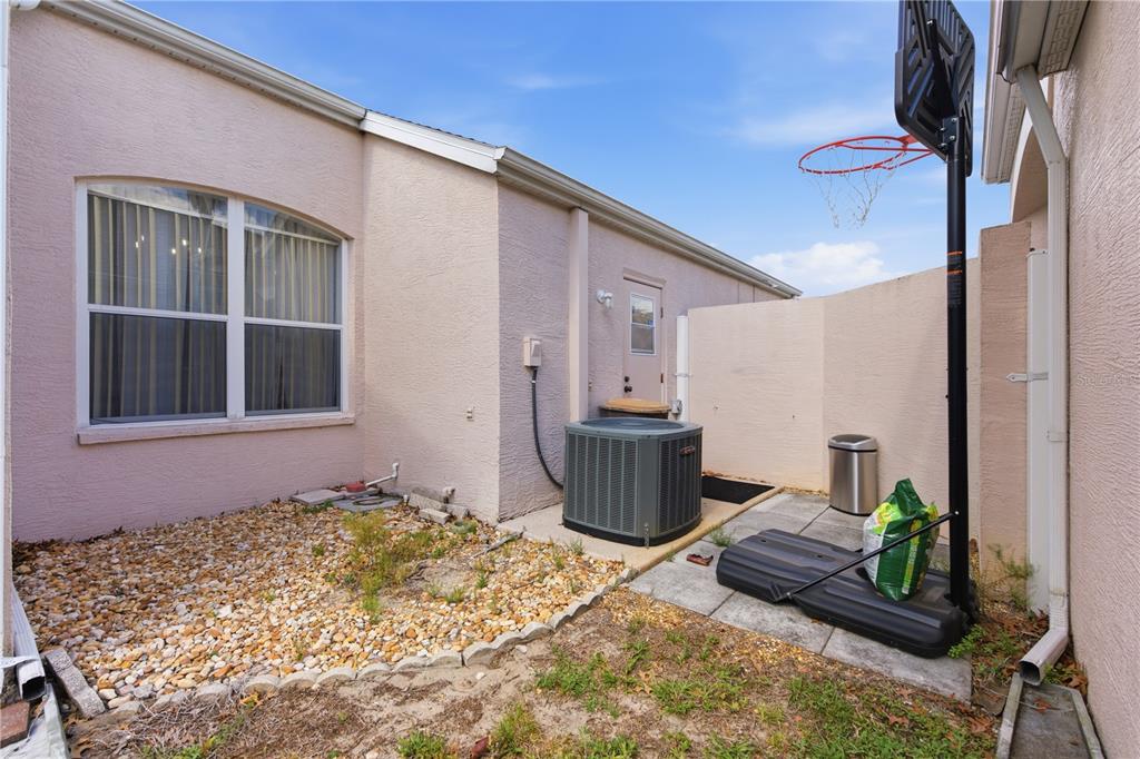 295 Royal Palm Way Spring Hill, FL 34608 - Photo 38 of 47