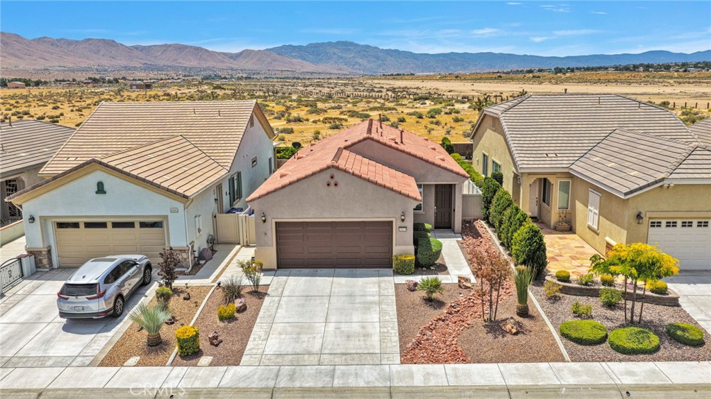 19459 Maple Creek Road Apple Valley, CA 92308 - Photo 4 of 51