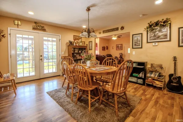 $185,000 | 207 West Lake Street, Knox, IN 46534