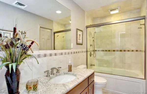 $1,208,000 | 287 Birchwood Park Drive, Jericho, NY 11753