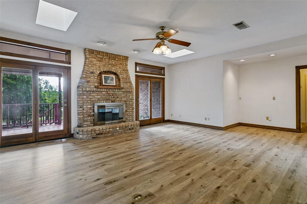 201 Squaw Creek Road Willow Park, TX 76087 - Photo 11 of 29 Gallery Image 11