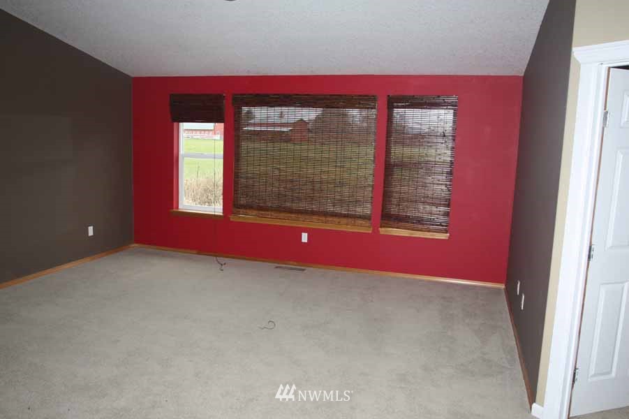 371 Elochoman Valley Road Cathlamet, WA 98612 - Photo 13 of 15 Gallery Image 13