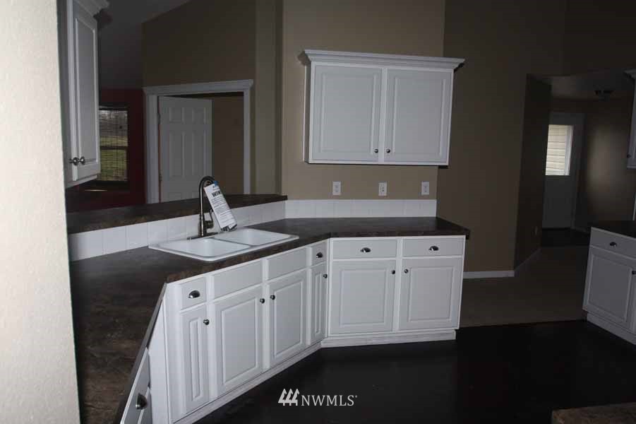 371 Elochoman Valley Road Cathlamet, WA 98612 - Photo 4 of 15 Gallery Image 4