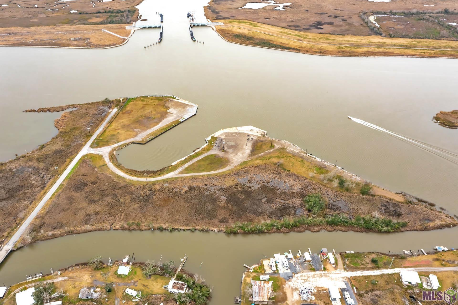 9576 Grand Caillou Road Dulac, LA 70353 - Photo 4 of 12