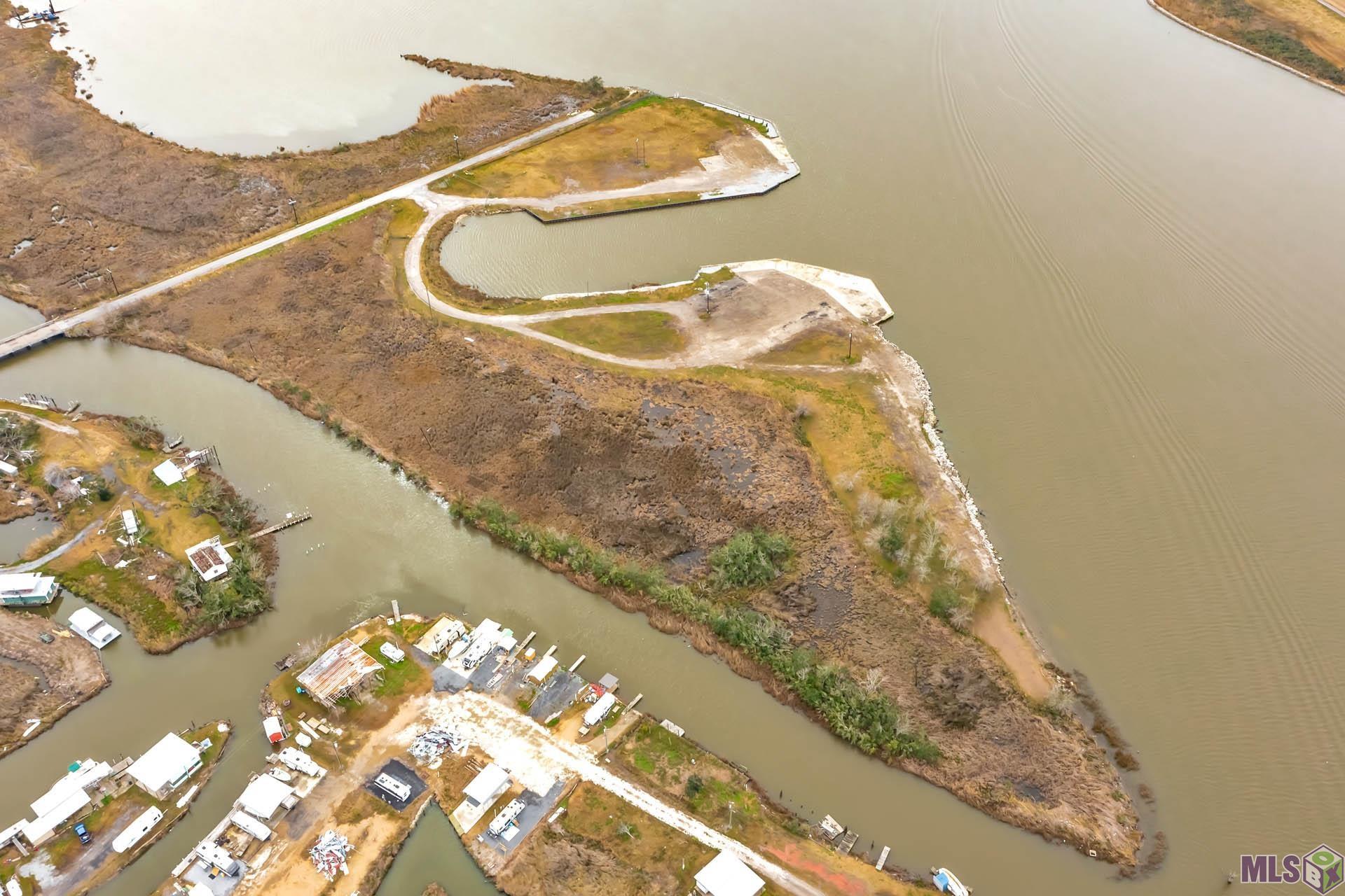 9576 Grand Caillou Road Dulac, LA 70353 - Photo 5 of 12