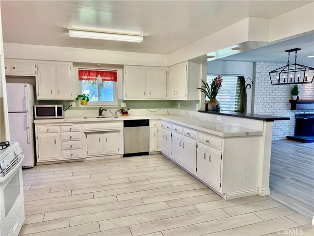 $3,550 | 5461 Bonanza Drive, Huntington Beach, CA 92649