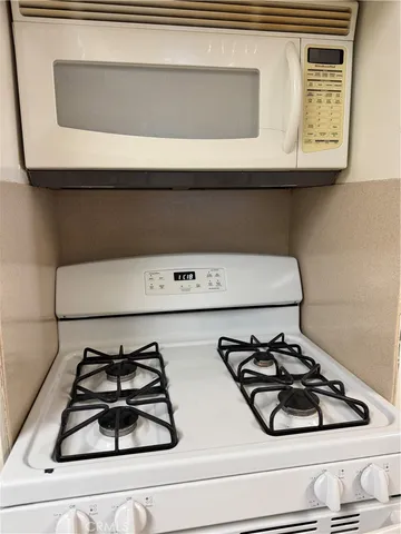 $3,550 | 5461 Bonanza Drive, Huntington Beach, CA 92649