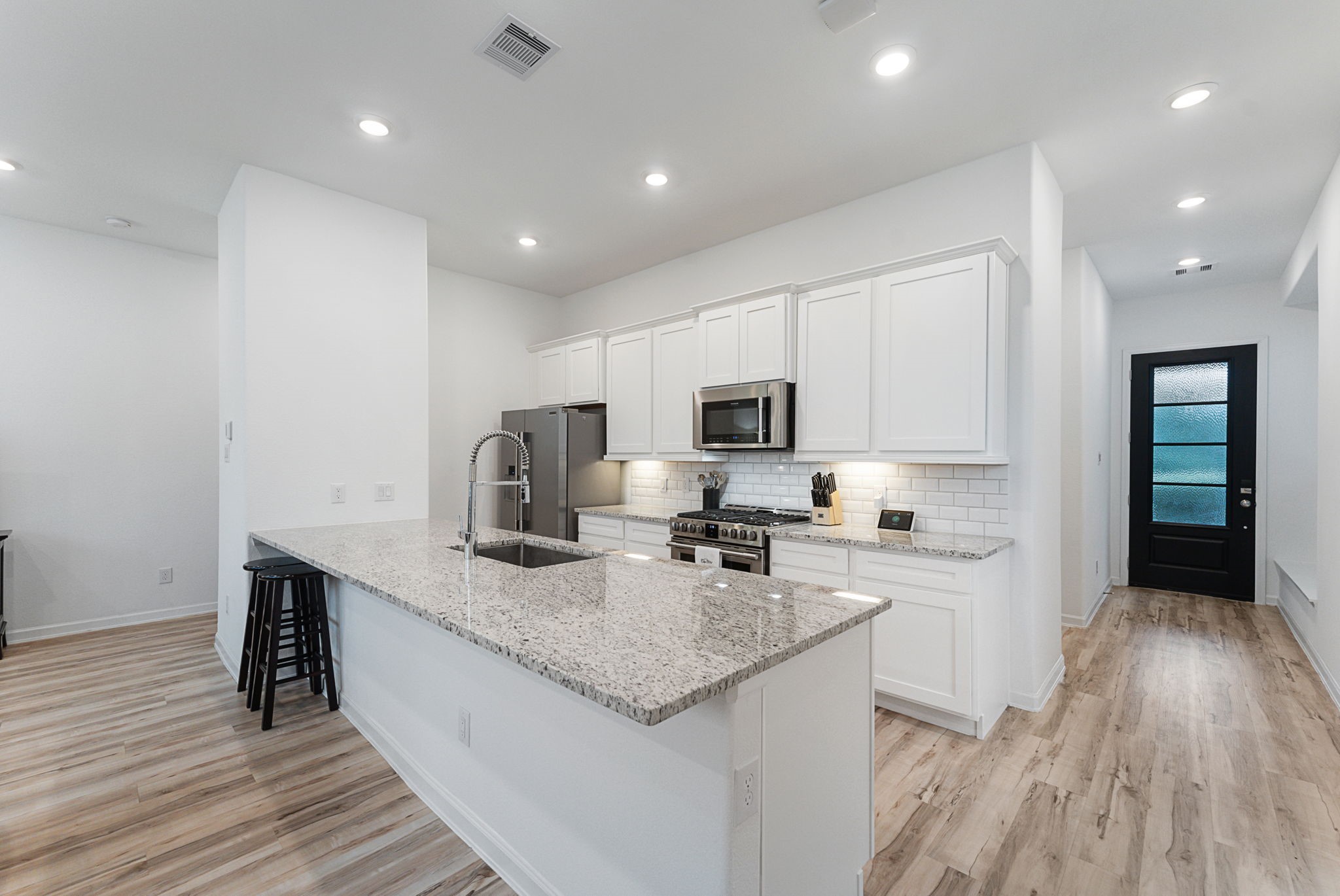 516 Bristol Tide Court Conroe, TX 77304 - Photo 17 of 47