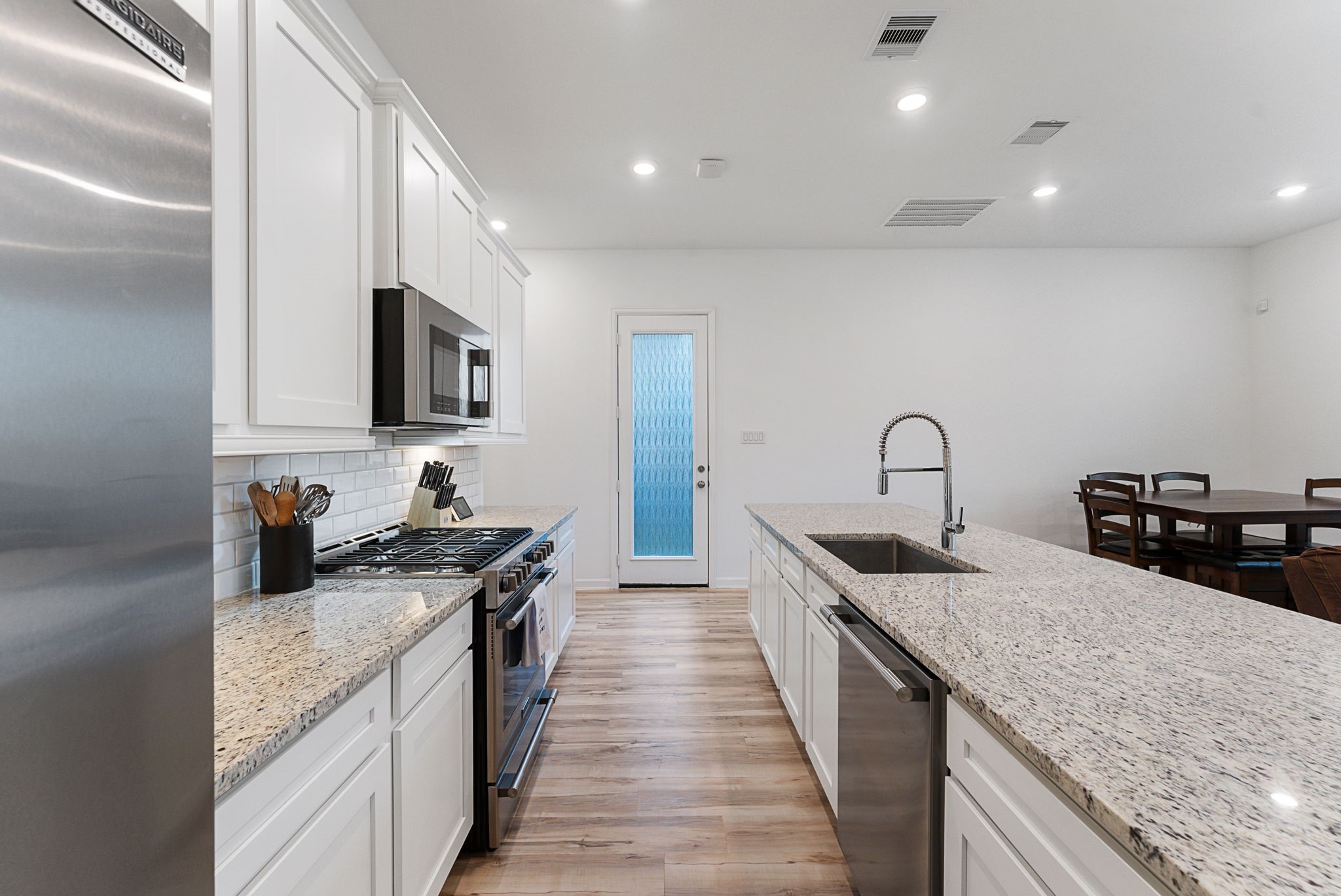 516 Bristol Tide Court Conroe, TX 77304 - Photo 20 of 47