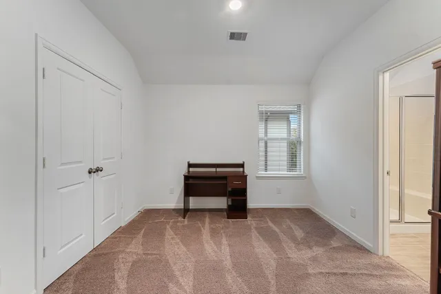 $2,200 | 516 Bristol Tide Court, Conroe, TX 77304