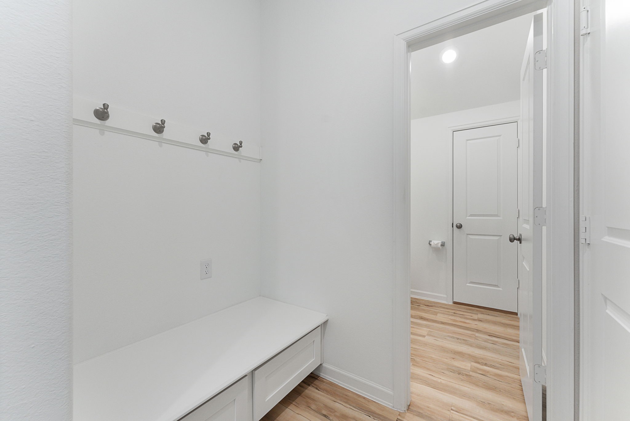 516 Bristol Tide Court Conroe, TX 77304 - Photo 6 of 47