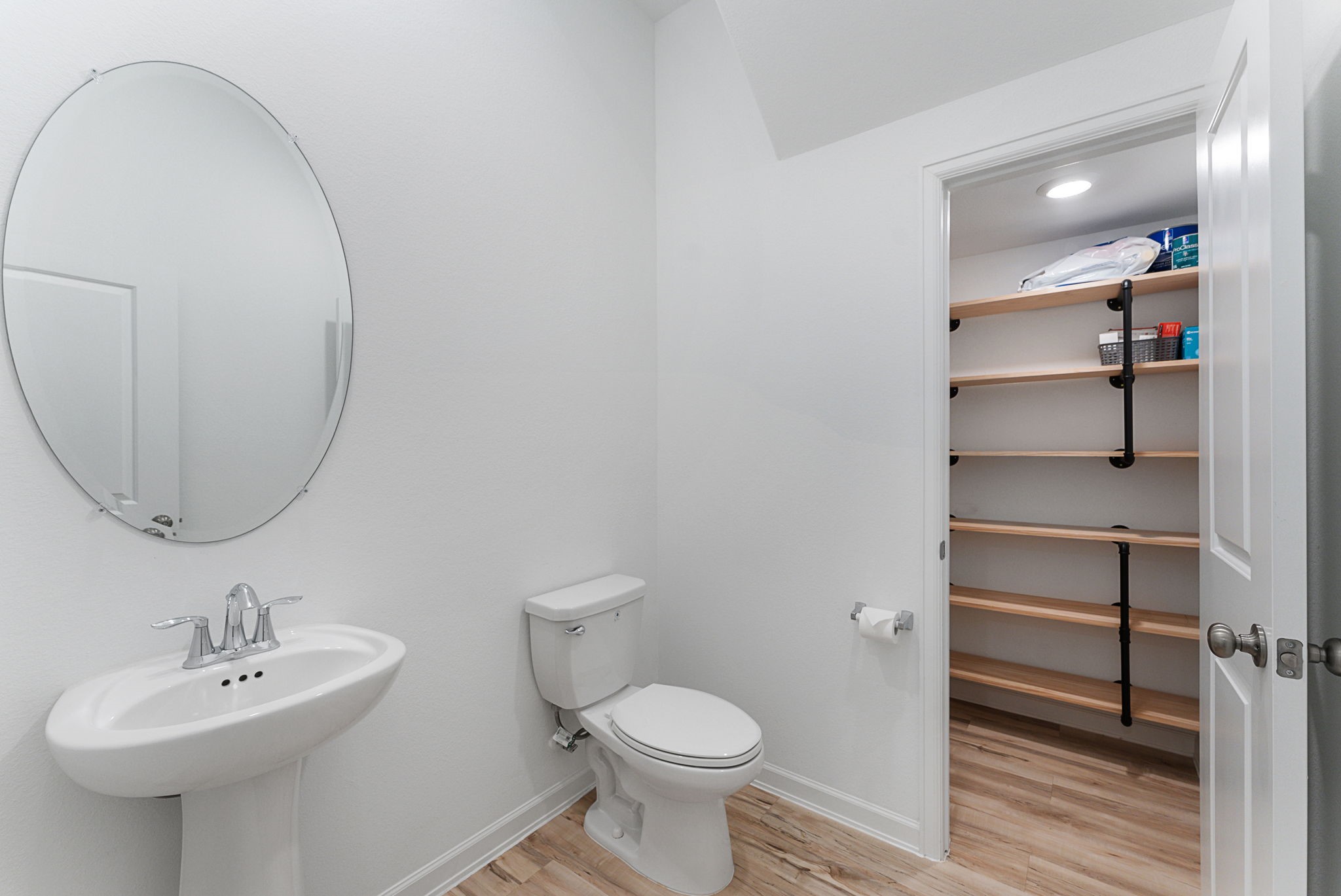 516 Bristol Tide Court Conroe, TX 77304 - Photo 8 of 47