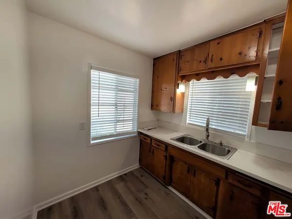 $3,500 | 7758 North Glenoaks Boulevard, Burbank, CA 91504
