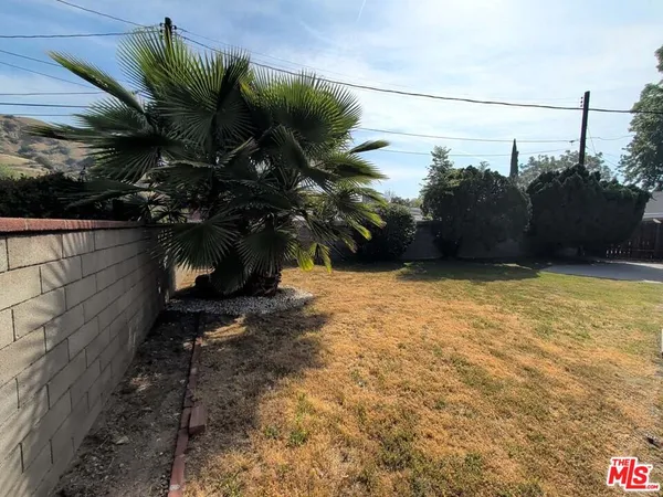 $3,500 | 7758 North Glenoaks Boulevard, Burbank, CA 91504