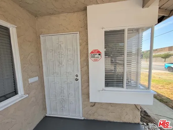 $3,500 | 7758 North Glenoaks Boulevard, Burbank, CA 91504