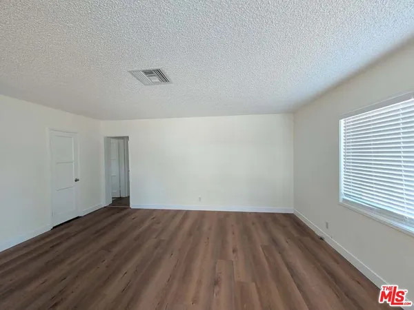 $3,500 | 7758 North Glenoaks Boulevard, Burbank, CA 91504