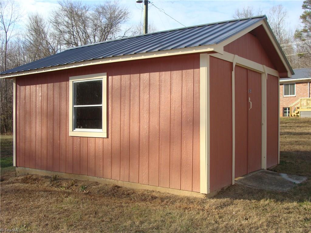 12298 Traphill Road Traphill, NC 28685 - Photo 22 of 30 Gallery Image 22