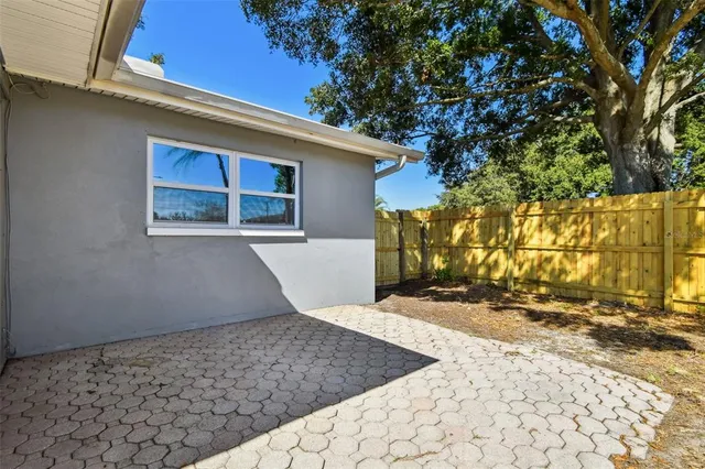 $539,000 | 1339 Summerlin Drive, Clearwater, FL 33764