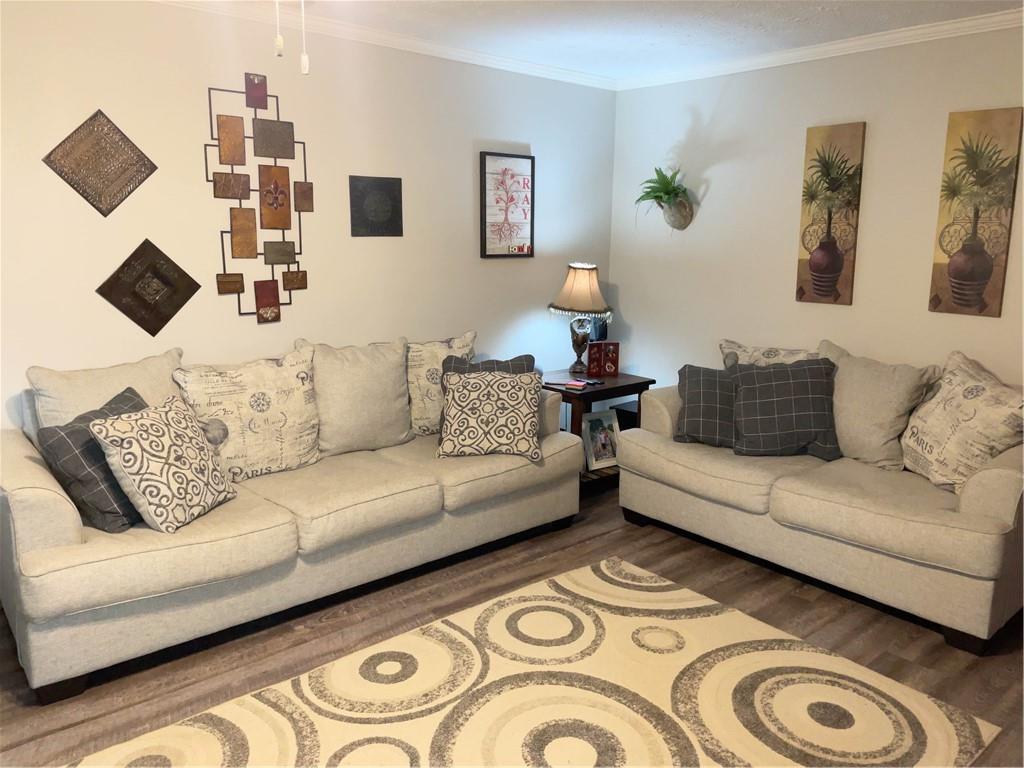 7528 5 Points Road Indianapolis, IN 46259 - Photo 5 of 28 Gallery Image 5