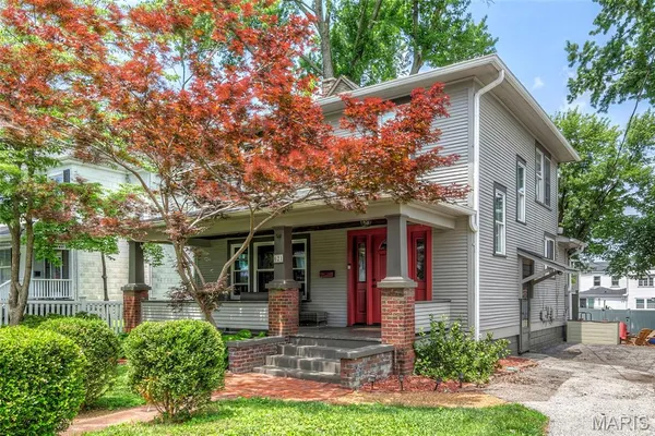$340,000 | 621 Houston Street, St. Charles, MO 63301
