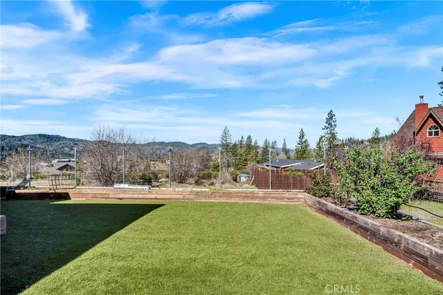 $605,000 | 15384 Summit Boulevard, Cobb, CA 95426