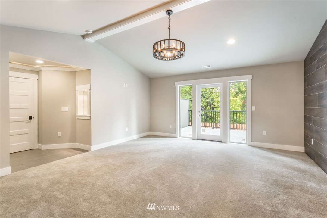 21703 Vine Road Brier, WA 98036 - Photo 14 of 22 Gallery Image 14