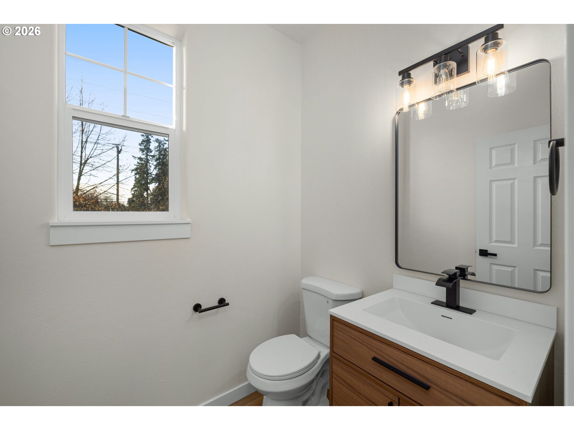 542 Southwest Sutherland Way Beaverton, OR 97006 - Photo 15 of 30