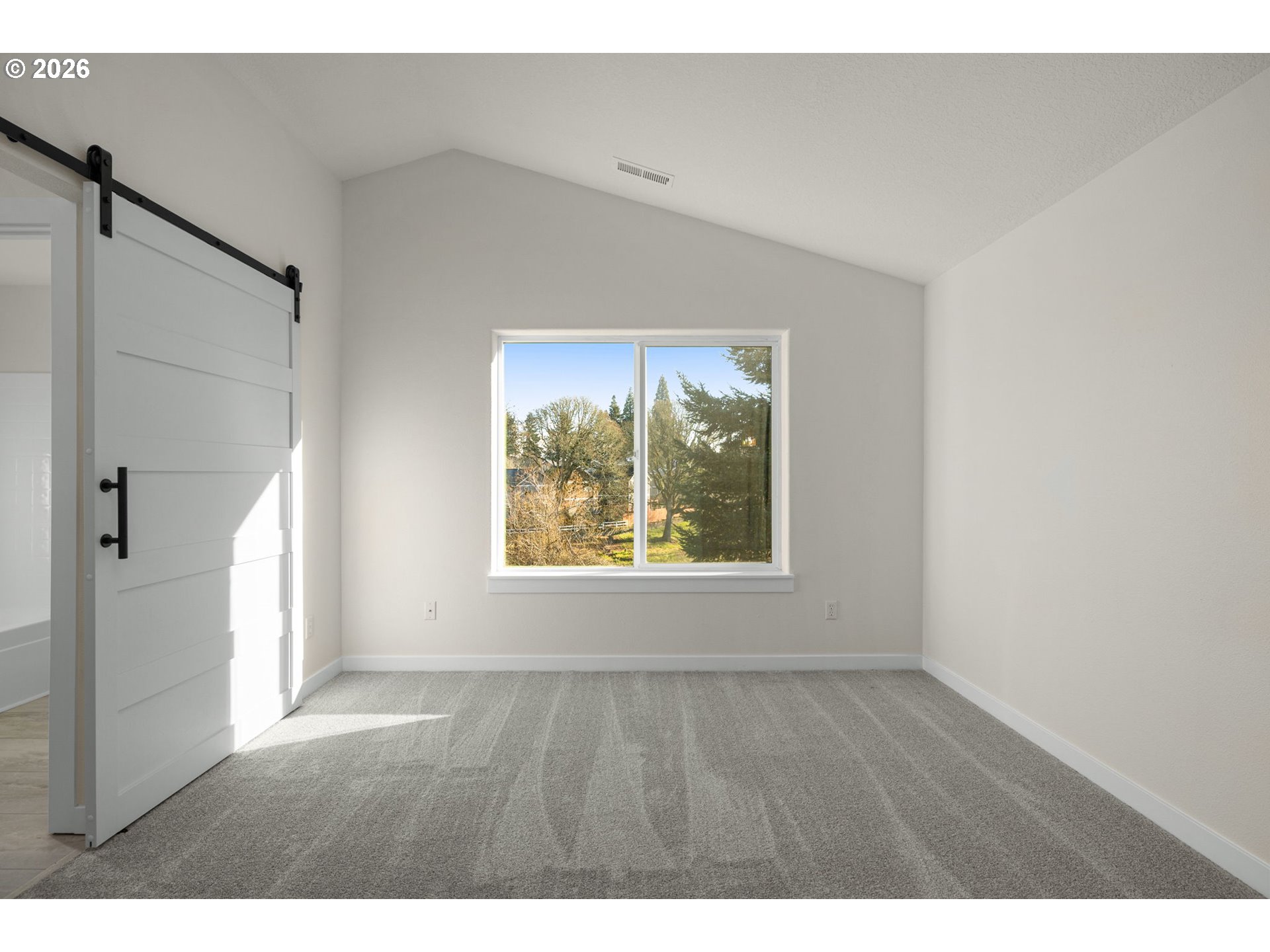 542 Southwest Sutherland Way Beaverton, OR 97006 - Photo 17 of 30