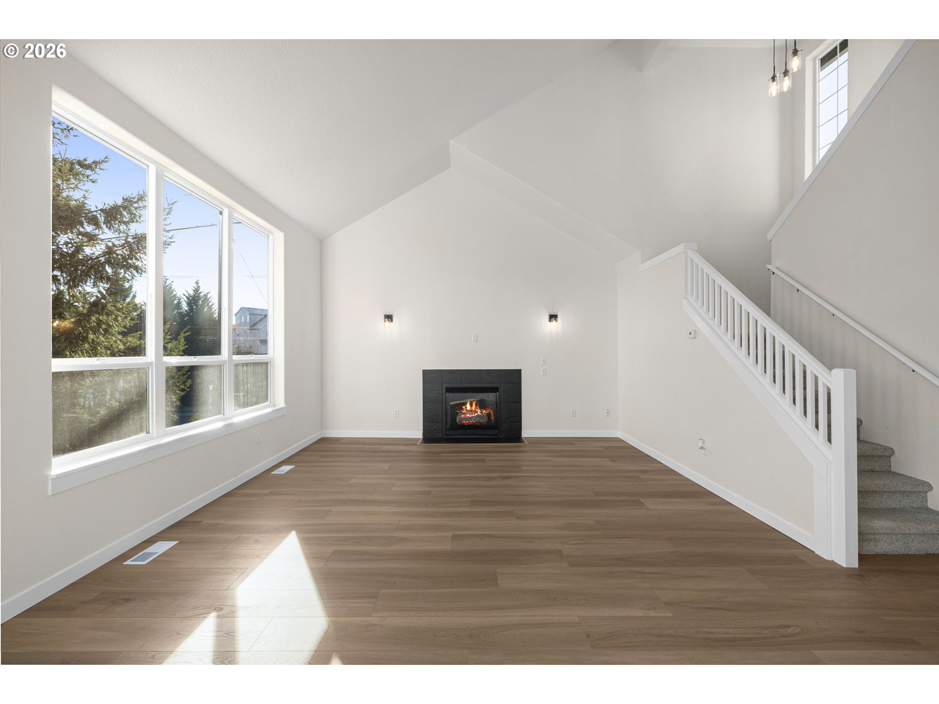 542 Southwest Sutherland Way Beaverton, OR 97006 - Photo 6 of 30