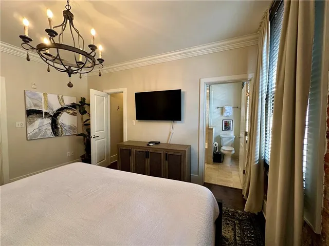 $2,800 | 508 Toulouse Street, Unit 201, New Orleans, LA 70130