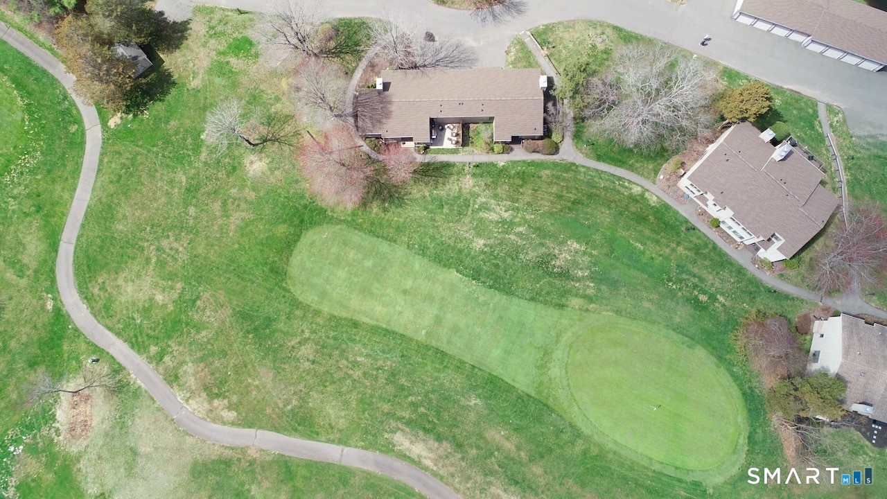 18 Pilgrims Harbor, Unit A Wallingford, CT 06492 - Photo 2 of 35