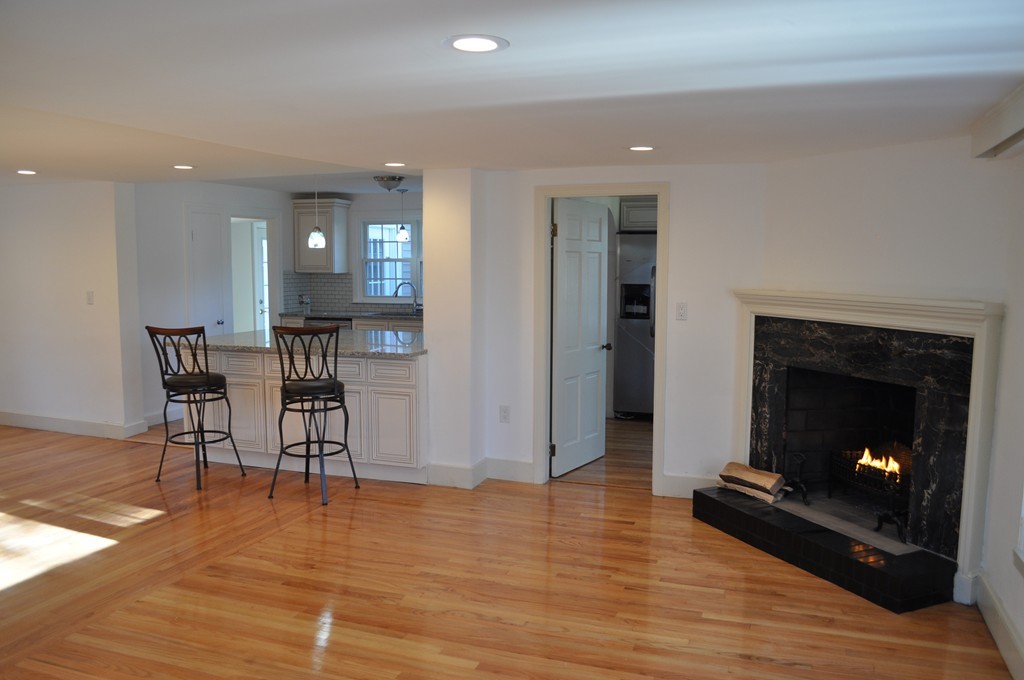 32 Churchill Road Quincy, MA 02169 - Photo 8 of 28 Gallery Image 8