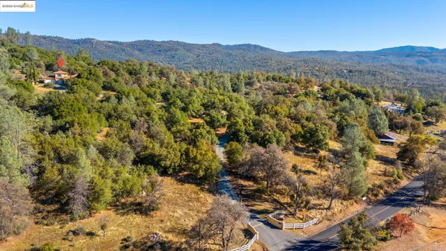 $1,050,000 | 21190 Lyons Bald Mountain Road, Sonora, CA 95370