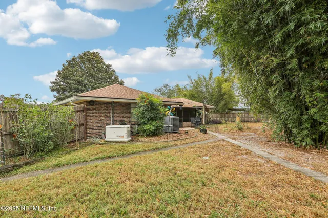 $425,000 | 1065 Birchwood Drive, Orange Park, FL 32065