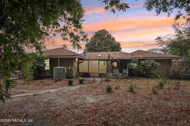 $425,000 | 1065 Birchwood Drive, Orange Park, FL 32065