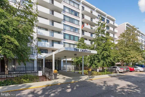 $225,000 | 4501 Arlington Boulevard, Unit 700, Arlington, VA 22203