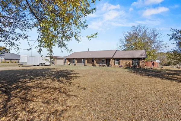 $329,500 | 625 County Road, Paris, TX 75462