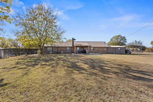$329,500 | 625 County Road, Paris, TX 75462