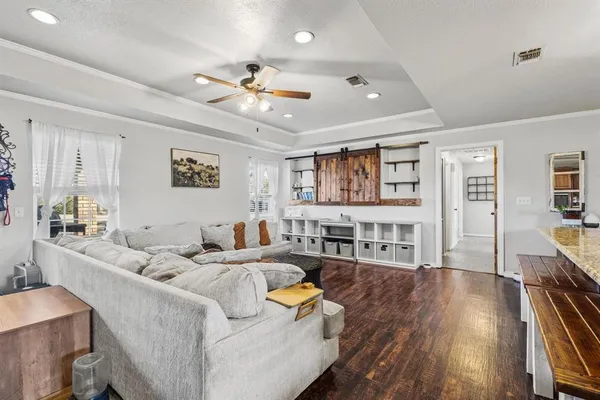 $329,500 | 625 County Road, Paris, TX 75462