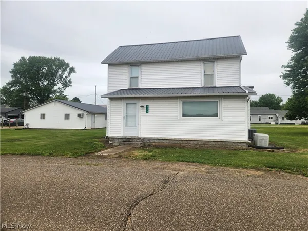 $240,000 | 716 Adams Street, Conesville, OH 43811