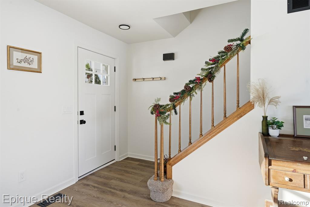 8680 Oak Hill Road Clarkston, MI 48348 - Photo 42 of 52 Gallery Image 42