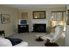 9102 South Pointe Ridge Lane Bloomington, IN 47401 - Photo 2 of 5 Gallery Image 2