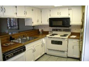 9102 South Pointe Ridge Lane Bloomington, IN 47401 - Photo 4 of 5 Gallery Image 4