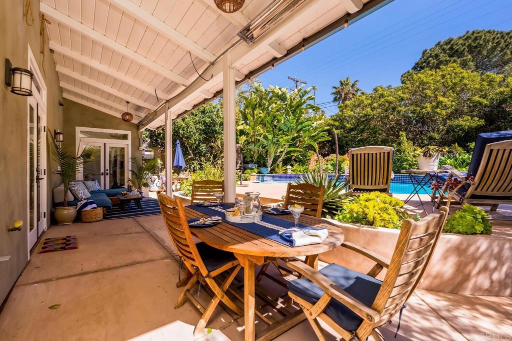 647 Arden Drive Encinitas, CA 92024 - Photo 14 of 36