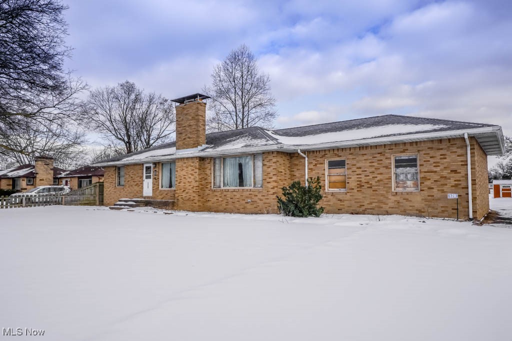 Welcome Home to 128 Perry Drive!