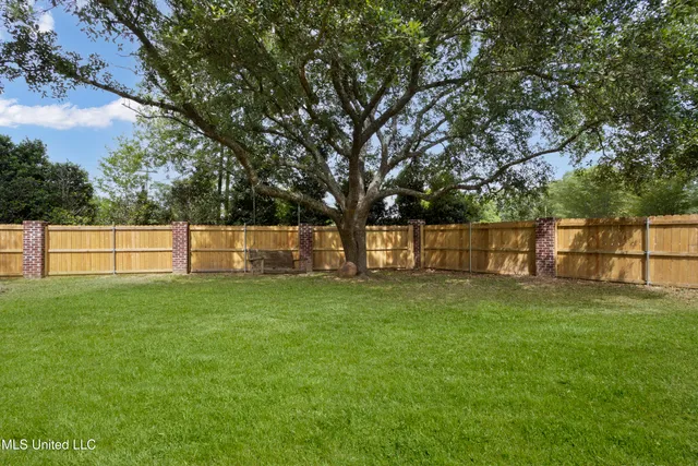 $589,000 | 6 North Hill Drive, Carriere, MS 39426