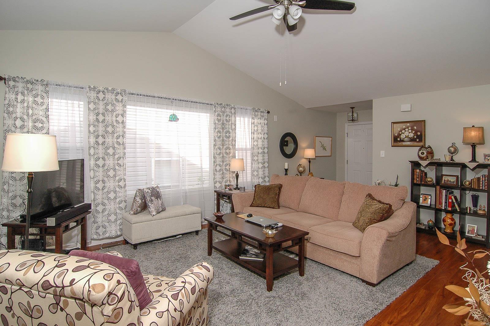 4731 Rutledge Way Drive St. Louis, MO 63129 - Photo 12 of 40 Gallery Image 12