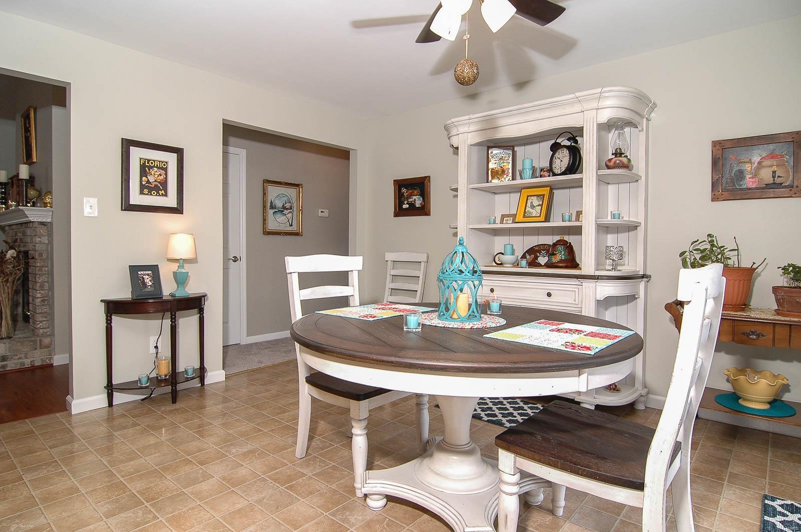 4731 Rutledge Way Drive St. Louis, MO 63129 - Photo 17 of 40 Gallery Image 17