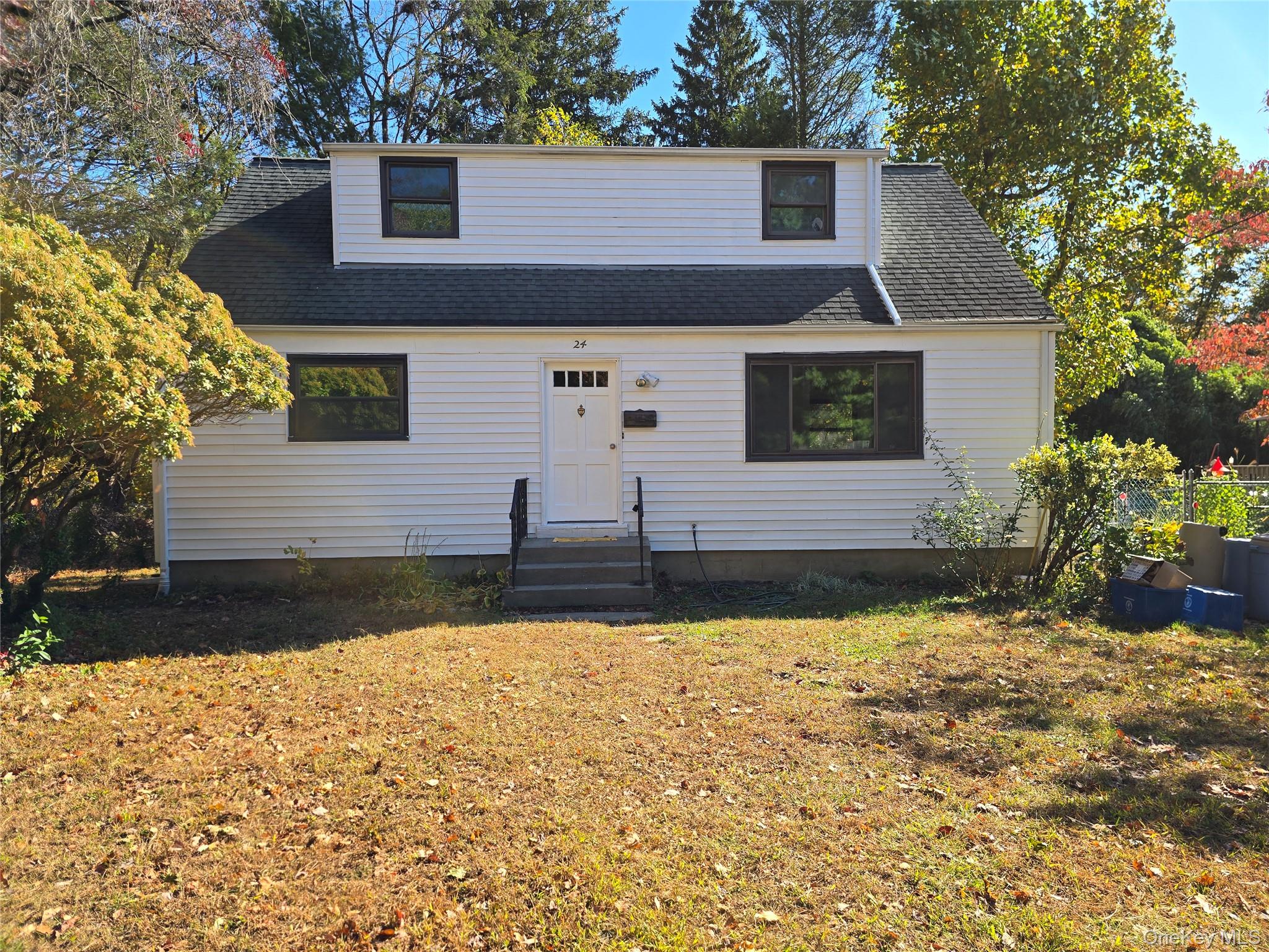 24 Oakbrook Road Ossining, NY 10562 - Photo 15 of 17 a view of a house with a yard