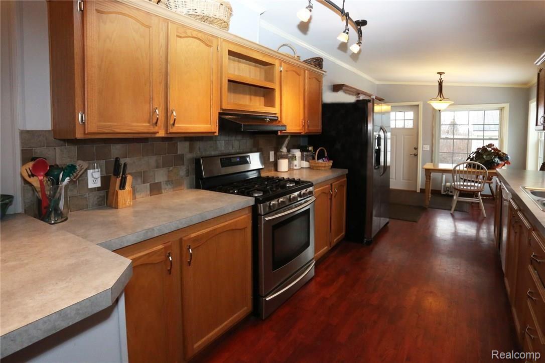12508 Garno Road Deerfield, MI 49238 - Photo 7 of 29 Kitchen 2.jpg